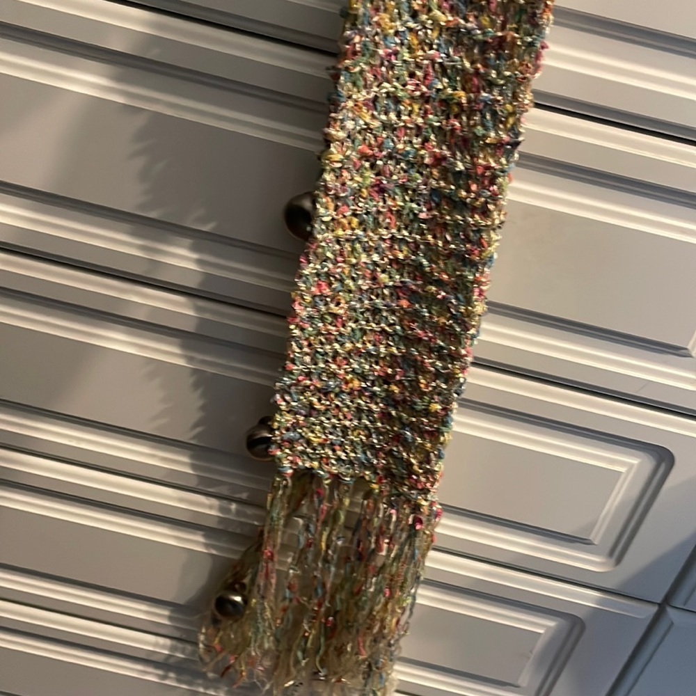 Handmade Beautiful colorful scarf - Picture 5 of 8